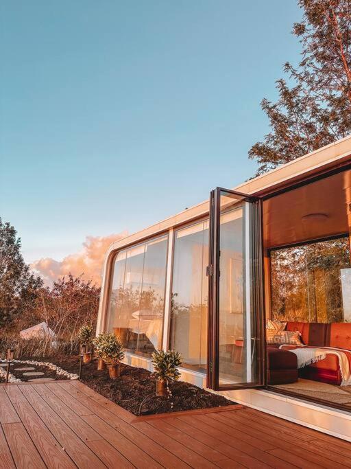 Holiday home Modern Off Grid Tiny Home! *